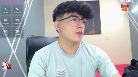 Nolan  online show from December 26, 6:22 pm