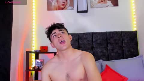 Nolan  online show from December 4, 7:11 pm