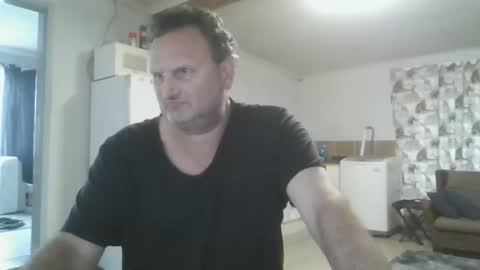 Nollie online show from April 25, 5:54 am