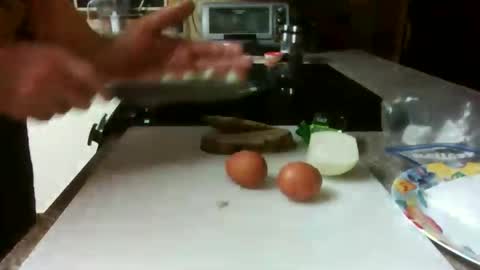 Snapshot of noodlekids chatting on November 17, 12:11 pm Noodles online show from November 17, 12:11 pm