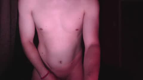 Snapshot of noon_ee chatting on December 21, 1:47 am Noon ee online show from December 21, 1:47 am