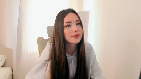 Snapshot of noonespy chatting on March 23, 4:38 am Syndney online show from March 23, 4:38 am