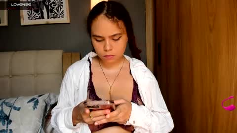 Snapshot of noor_bloom chatting on June 13, 3:15 am Soy Ash online show from June 13, 3:15 am
