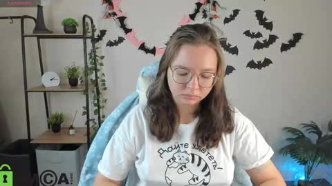 NOORA online show from November 7, 1:05 am