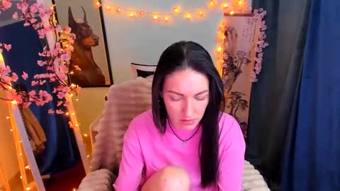 Nora online show from February 11, 9:31 pm