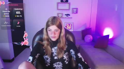 Nora online show from February 15, 7:17 pm