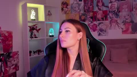 Snapshot of norafoxes chatting on November 27, 5:37 pm NoraFoxes online show from November 27, 5:37 pm