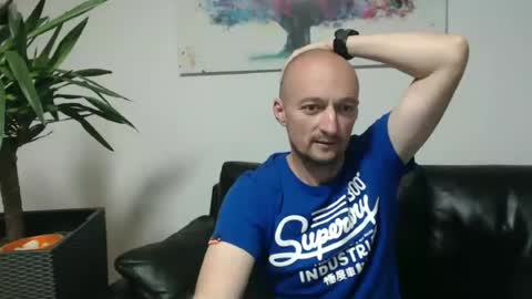 nordicrunner76 online show from June 17, 10:54 pm
