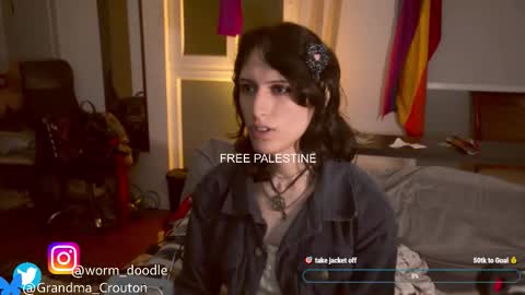 Snapshot of noreallyilikepeanuts chatting on September 16, 2:01 am Ariane online show from September 16, 2:01 am