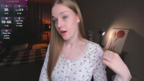 Beatrice online show from November 12, 7:13 pm