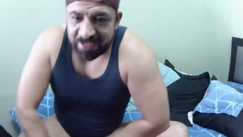normanabreu online show from April 8, 1:27 am