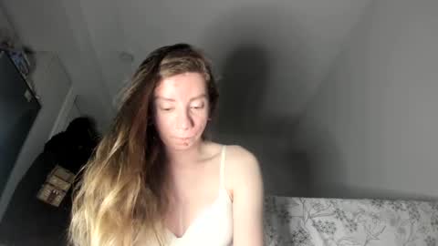 Emily snow online show from February 14, 5:19 am