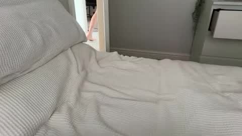 northernhunglad7 online show from July 13, 9:45 am