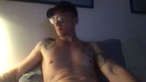 northernv1k1ng online show from December 19, 3:02 am