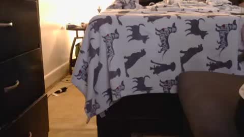 Snapshot of northstart080828 chatting on October 19, 1:06 am northstart080828 online show from October 19, 1:06 am