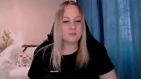 hi glad to chat online show from February 28, 7:53 am