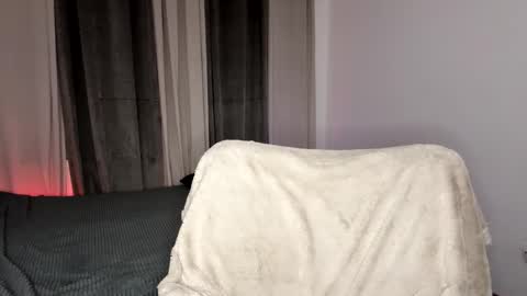 Snapshot of notamericanpie23 chatting on November 7, 3:28 am Tina online show from November 7, 3:28 am