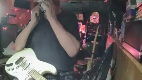 notflamingfart online show from April 12, 6:07 am