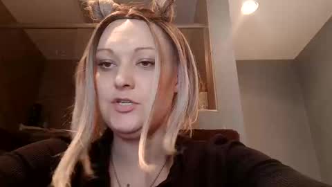 Snapshot of notouchmami chatting on October 29, 3:53 am notouchmami online show from October 29, 3:53 am