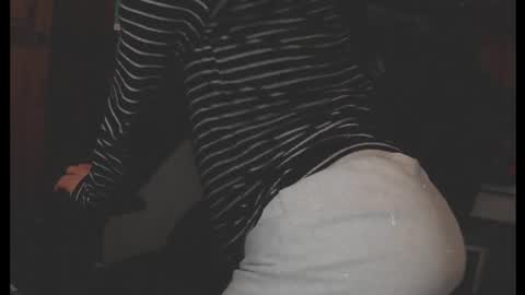 Snapshot of notyourfemboi chatting on February 19, 11:17 am Lucy online show from February 19, 11:17 am