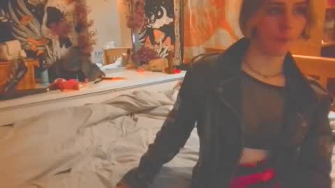 Snapshot of notyourfemboi chatting on October 24, 2:30 am Lucy online show from October 24, 2:30 am