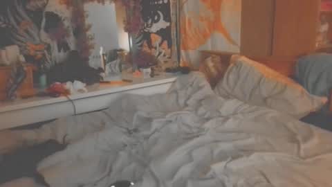 Snapshot of notyourfemboi chatting on October 25, 2:08 am Lucy online show from October 25, 2:08 am