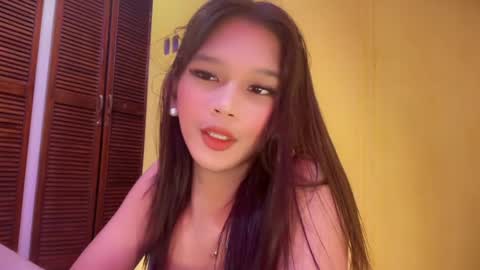 nova_licious online show from June 2, 2:19 pm