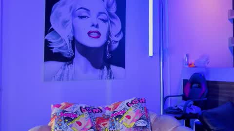 Nova Salvatore online show from March 25, 2:50 am