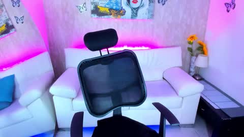 nova online show from February 9, 10:58 pm