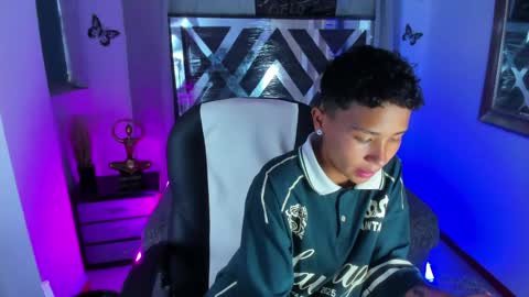 nova online show from April 25, 9:12 pm