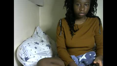 novaah online show from October 25, 2:52 am