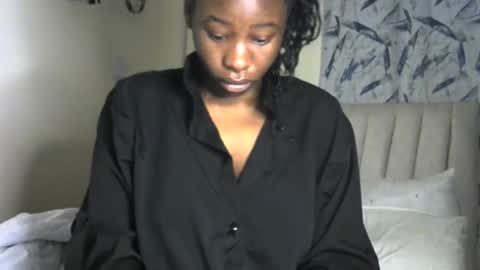 novaah online show from November 2, 3:20 am