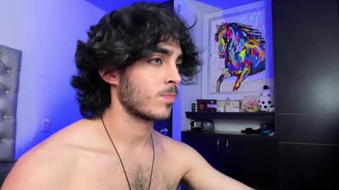 Snapshot of novacry chatting on December 19, 3:41 pm Nova online show from December 19, 3:41 pm