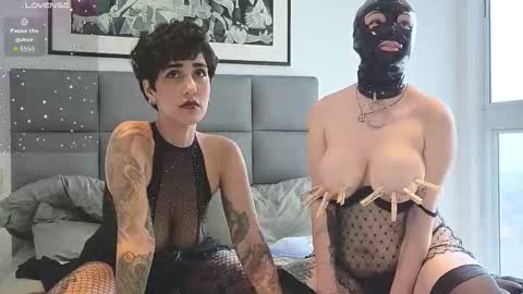 Snapshot of novafet chatting on October 11, 8:51 pm nova online show from October 11, 8:51 pm