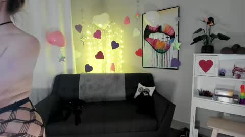 Nova Harper online show from February 17, 6:42 am