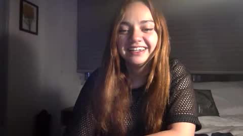 Snapshot of novahexx chatting on May 8, 12:05 am novahexx online show from May 8, 12:05 am