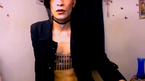 Snapshot of novanyx11 chatting on February 17, 11:09 pm Nova... online show from February 17, 11:09 pm