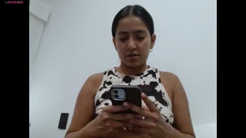 Snapshot of novaperotti chatting on June 25, 10:58 pm novaperotti online show from June 25, 10:58 pm