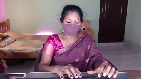 Novapol online show from April 25, 12:30 pm