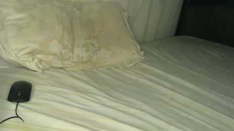 novaqueenie online show from March 6, 2:13 pm