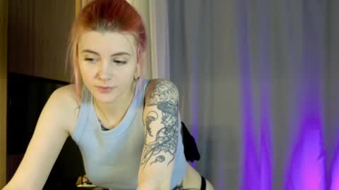 Nova online show from April 17, 7:06 pm