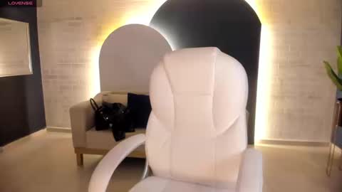 Snapshot of novaspencer chatting on September 10, 8:20 pm Nova online show from September 10, 8:20 pm