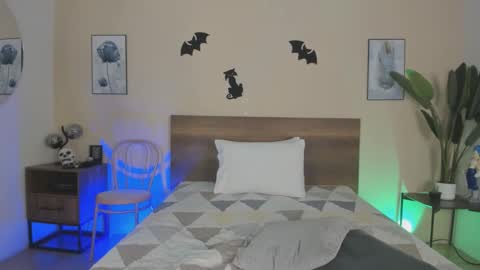 NovayBrian online show from October 12, 4:55 am