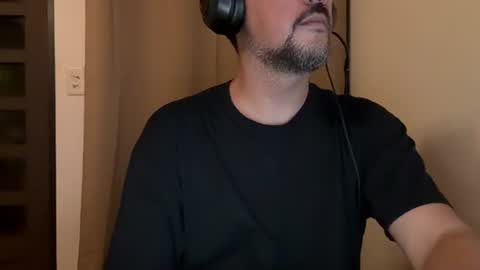 novio_muyalto online show from June 27, 12:26 am