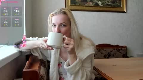 Nowelly online show from September 23, 5:21 am