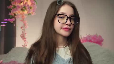 Snapshot of now_you_know chatting on November 8, 1:06 am Dina online show from November 8, 1:06 am