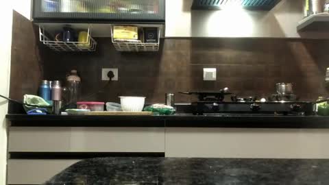 Snapshot of nowman85 chatting on February 9, 2:18 pm nowman85 online show from February 9, 2:18 pm