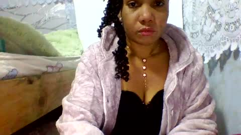 Snapshot of nozina98 chatting on July 19, 3:49 pm nozina98 online show from July 19, 3:49 pm