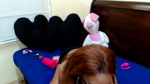 Nubiangiggles online show from April 10, 8:52 am