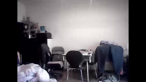 Snapshot of nudista79 chatting on May 10, 11:04 am nudista online show from May 10, 11:04 am